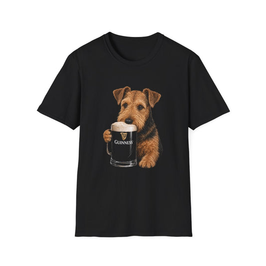Airedale Terrier With A Pint Tee - Black